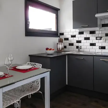 Cozy 1-bedroom Retreat * Chamonix Mont Blanc